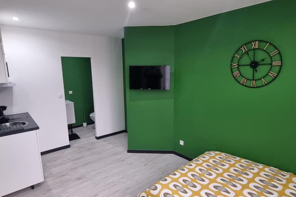 Studio Hibiscus Tout Confort, Renove سانت كونتان المظهر الخارجي الصورة